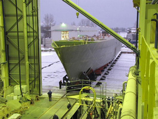 Chế tạo bằng tàu bằng sợi thủy tinh lớn nhất thế giới tại Nga